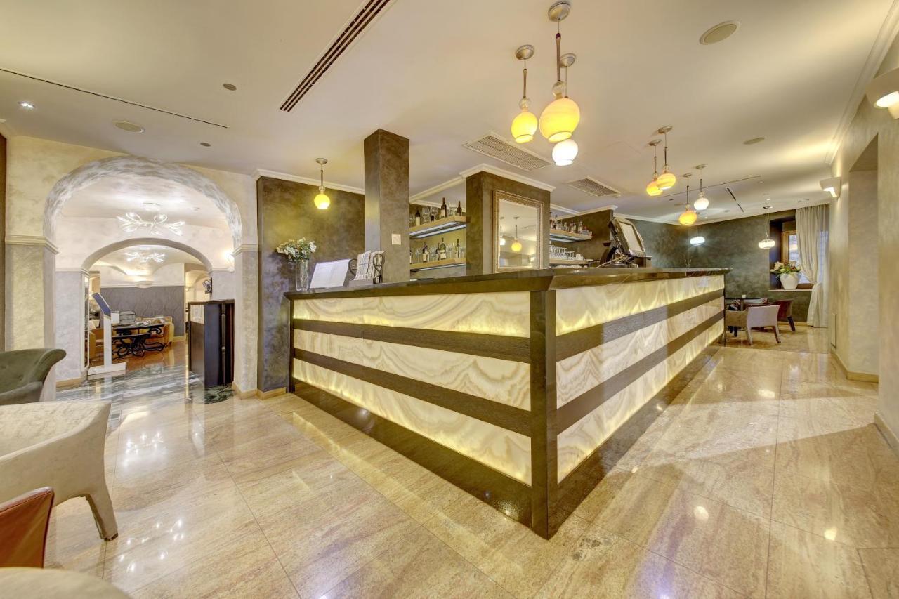Hotel Vardar โกตอร์ ภายนอก รูปภาพ