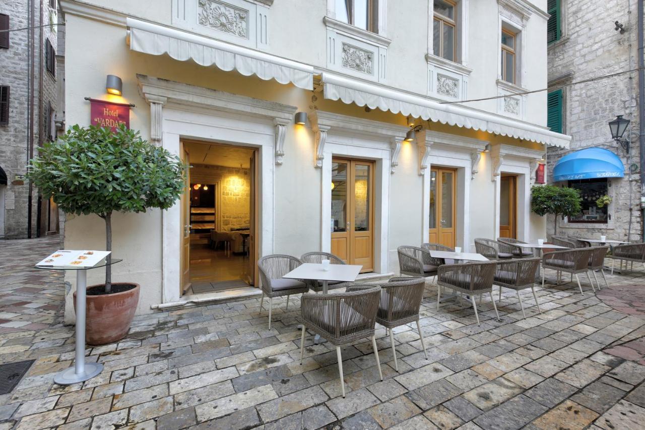Hotel Vardar โกตอร์ ภายนอก รูปภาพ