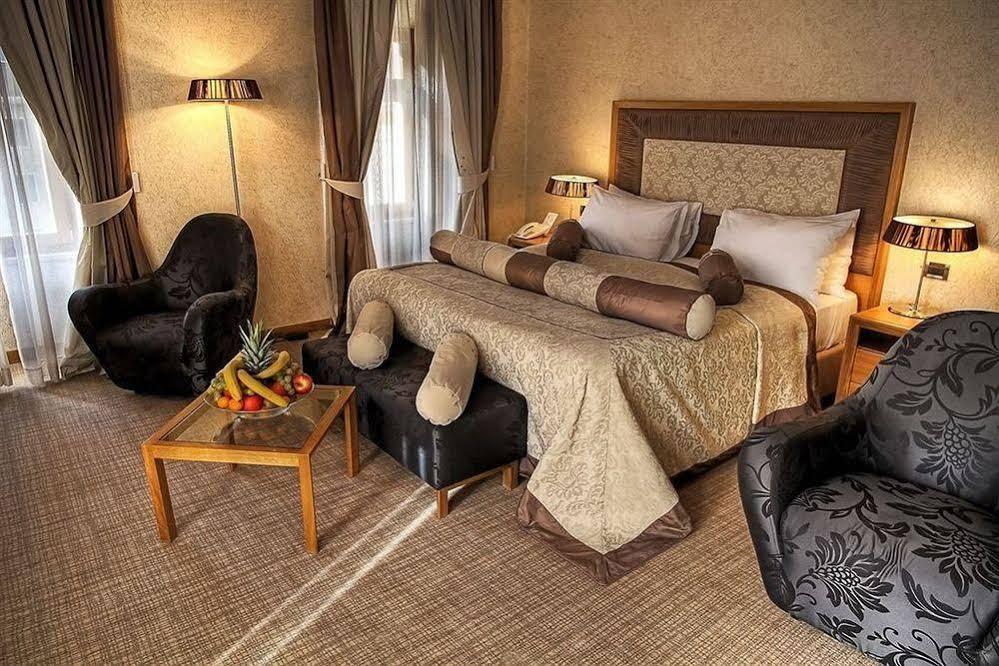 Hotel Vardar โกตอร์ ภายนอก รูปภาพ