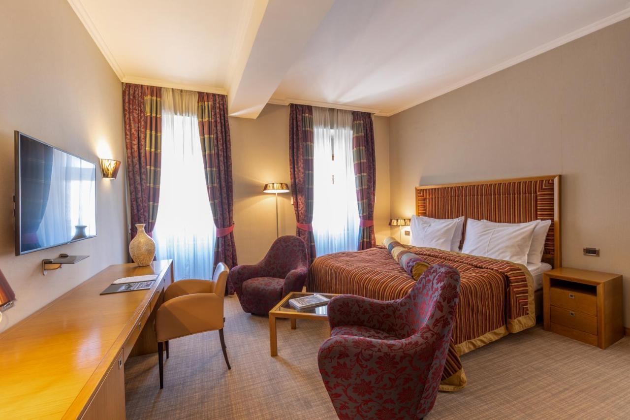 Hotel Vardar โกตอร์ ภายนอก รูปภาพ