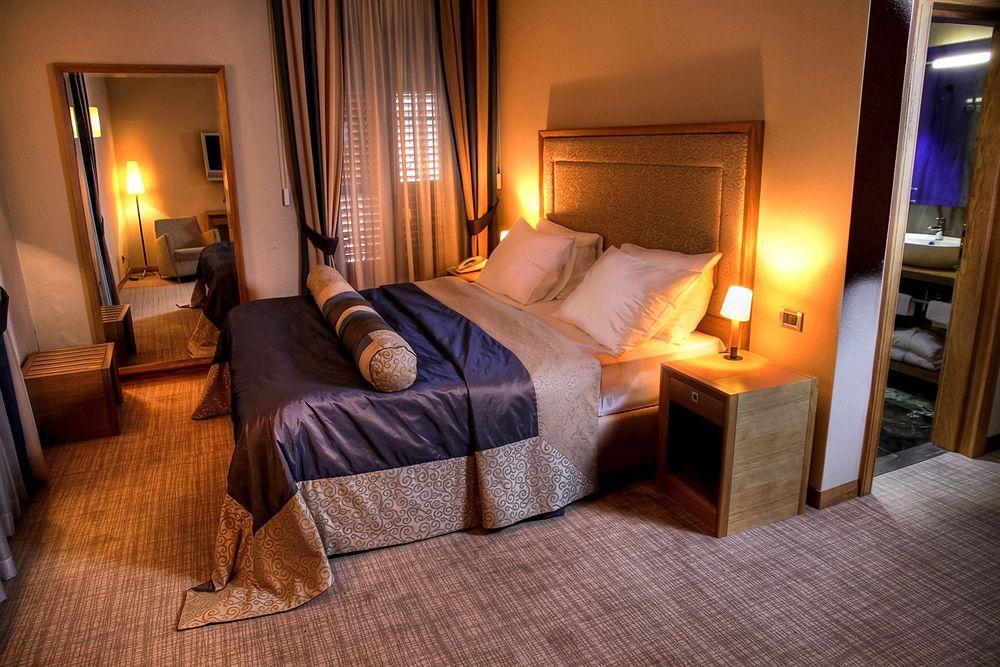 Hotel Vardar โกตอร์ ภายนอก รูปภาพ