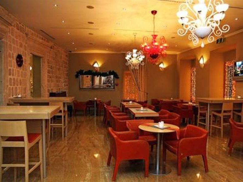 Hotel Vardar โกตอร์ ภายนอก รูปภาพ